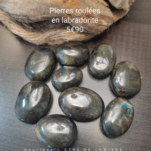 Pierre roulée labradorite