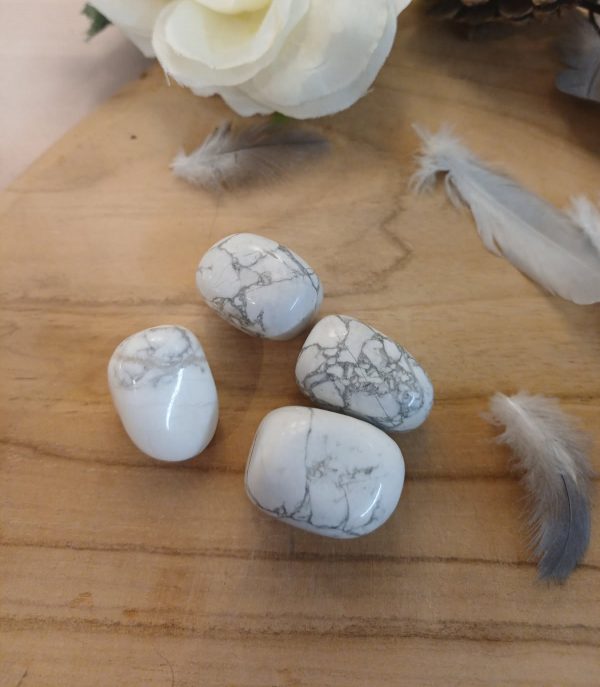 pierre howlite blanche