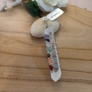 Pendentif cristal de roche & 7 chakras(8) Pendentif cristal de roche & 7 chakras