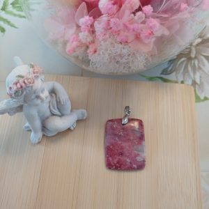 Pendentif en Thulite