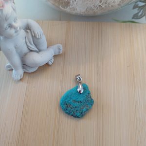 Pendentif en Turquoise brute