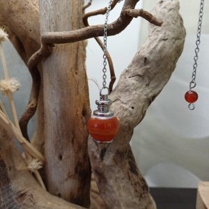 Pendule sphère en Cornaline